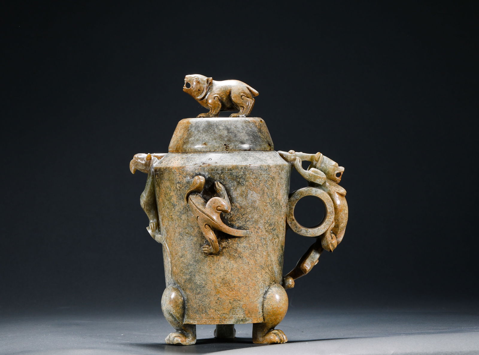 TANG DYNASTY HETIAN JADE INCENSE BURNER: Name TANG DYNASTY HETIAN JADE INCENSE BURNER Dimensions H:18cm W:13cm Weight:700g Condition Additional photographs and condition reports are available upon request as a courtesy t