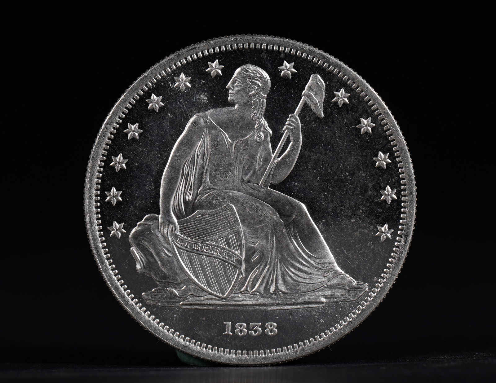 AMERICAN SEATED STATUE OF LIBERTY IN 1838 DOLLAR: Name AMERICAN SEATED STATUE OF LIBERTY IN 1838 DOLLAR Dimensions D: 3.9 CM; WEI GHT: 27 G Condition Additional photographs and condition reports are available upon request as a courtesy to our