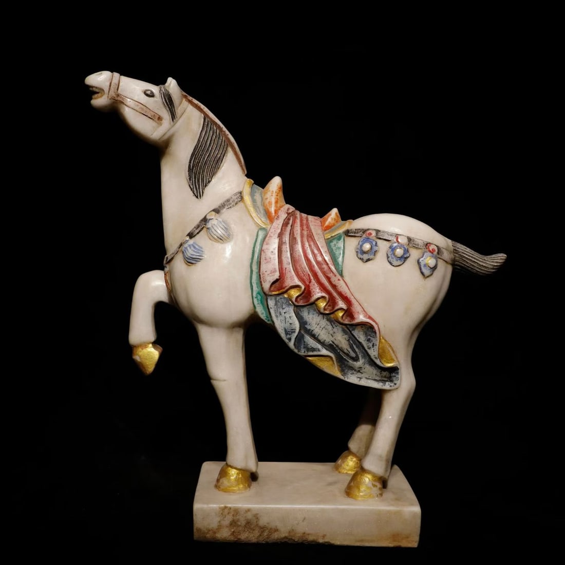 WHITE MARBLE PAINTED HORSES OF THE TANG DYNASTY (1 of 6)