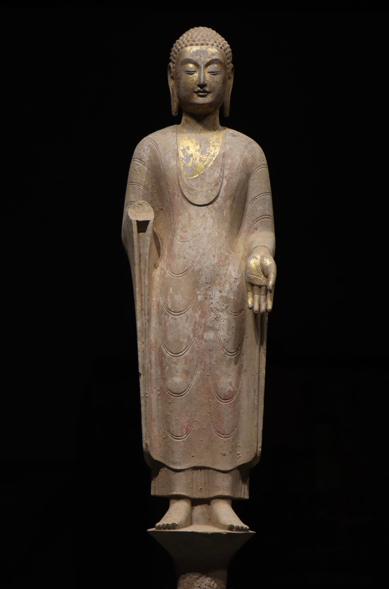BUDDHA STATUES OF QINGZHOU IN THE NORTHERN QI DYNASTY (1 of 9)