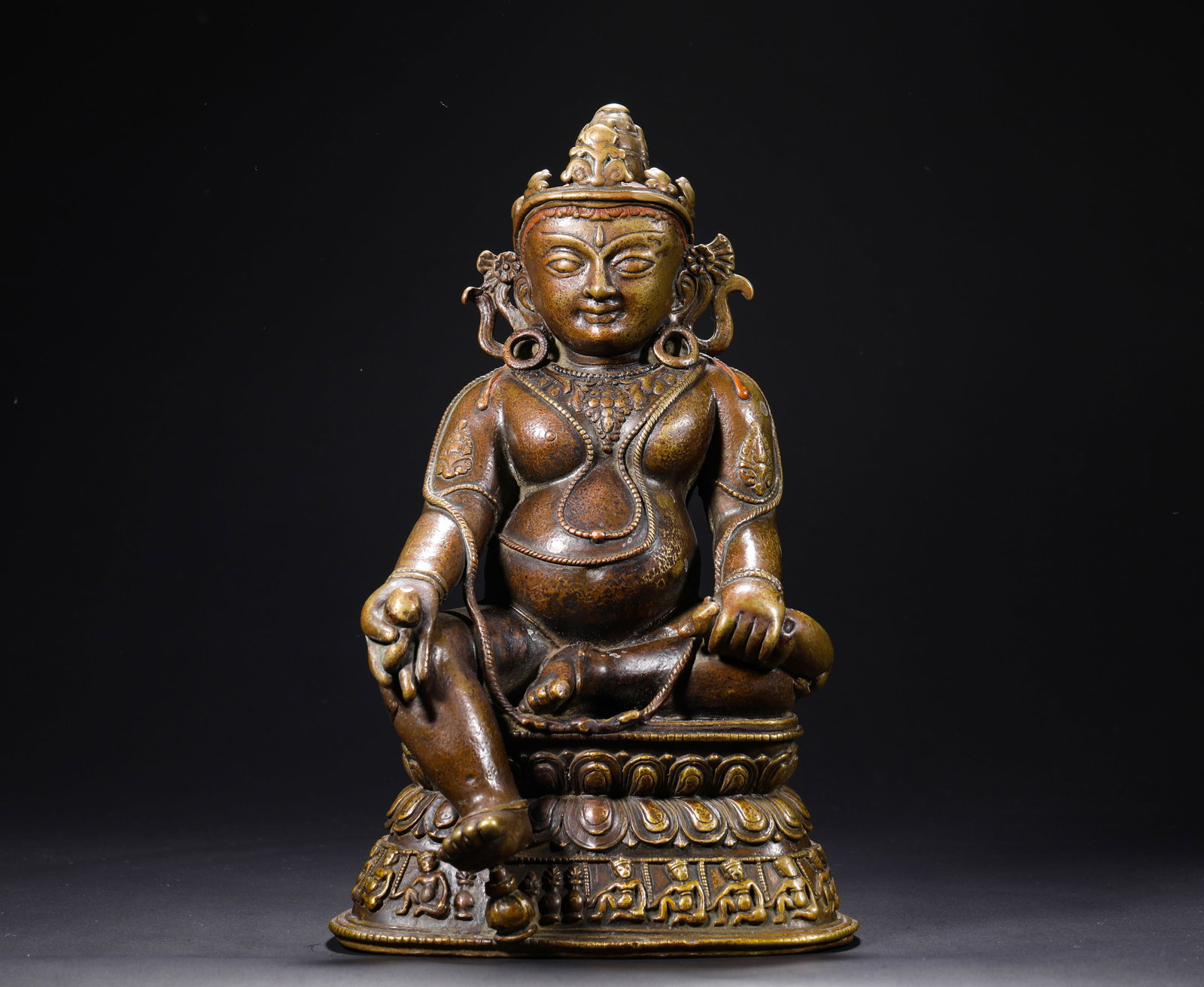 13TH-CENTURY ALLOY COPPER YELLOW STATUE OF THE GOD OF WEALTH (1 of 9)