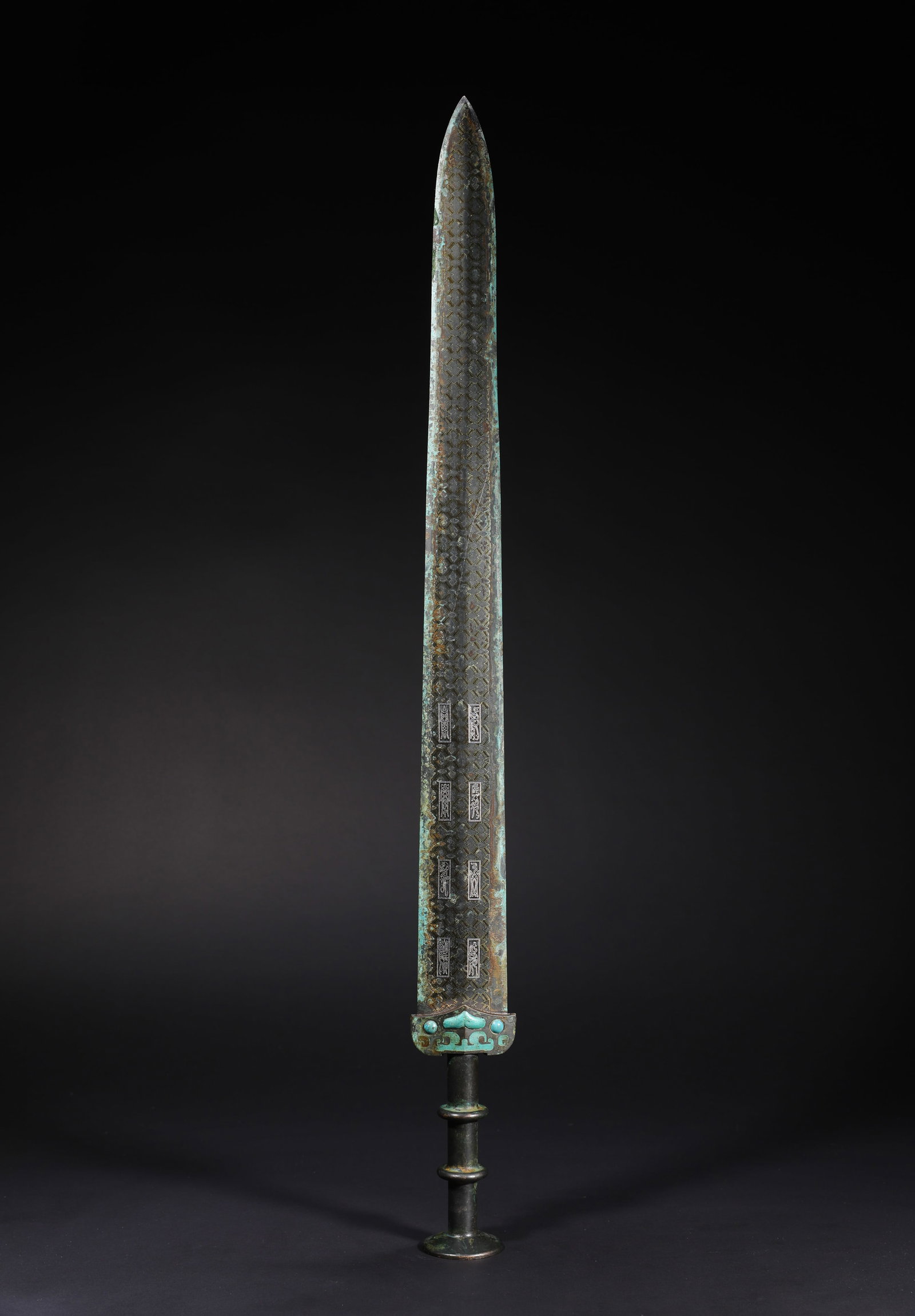 A SWORD WITH GILDED INSCRIPTIONS FROM THE SPRING AND AUTUMN PERIOD (1 of 9)