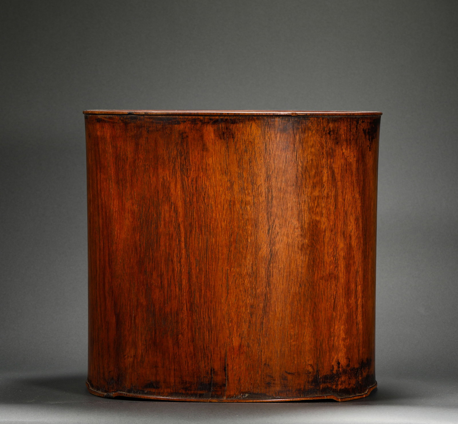 MING DYNASTY HUALI PEN HOLDER (1 of 7)