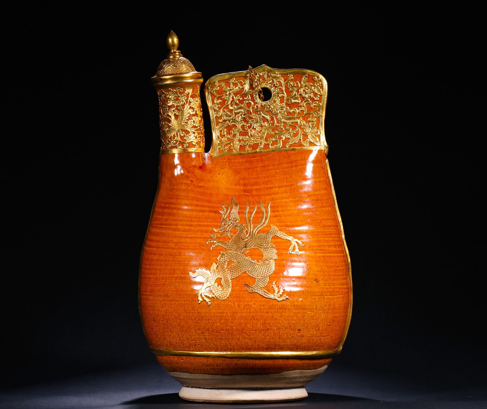 LIAO DYNASTY YELLOW GLAZED LEATHER BAG POT (1 of 9)