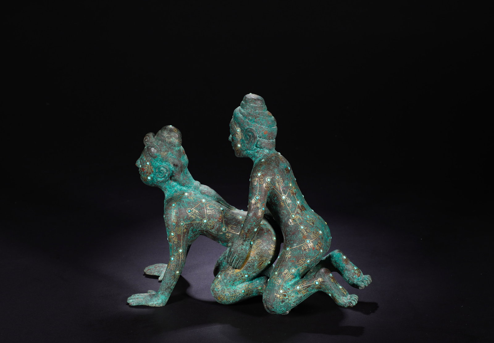 BRONZE CUPOLA WITH GOLD AND SILVER FOR MEDICAL ACUPUNCTURE AND MOXIBUSTION FROM THE NORTHERN WEI (1 of 9)