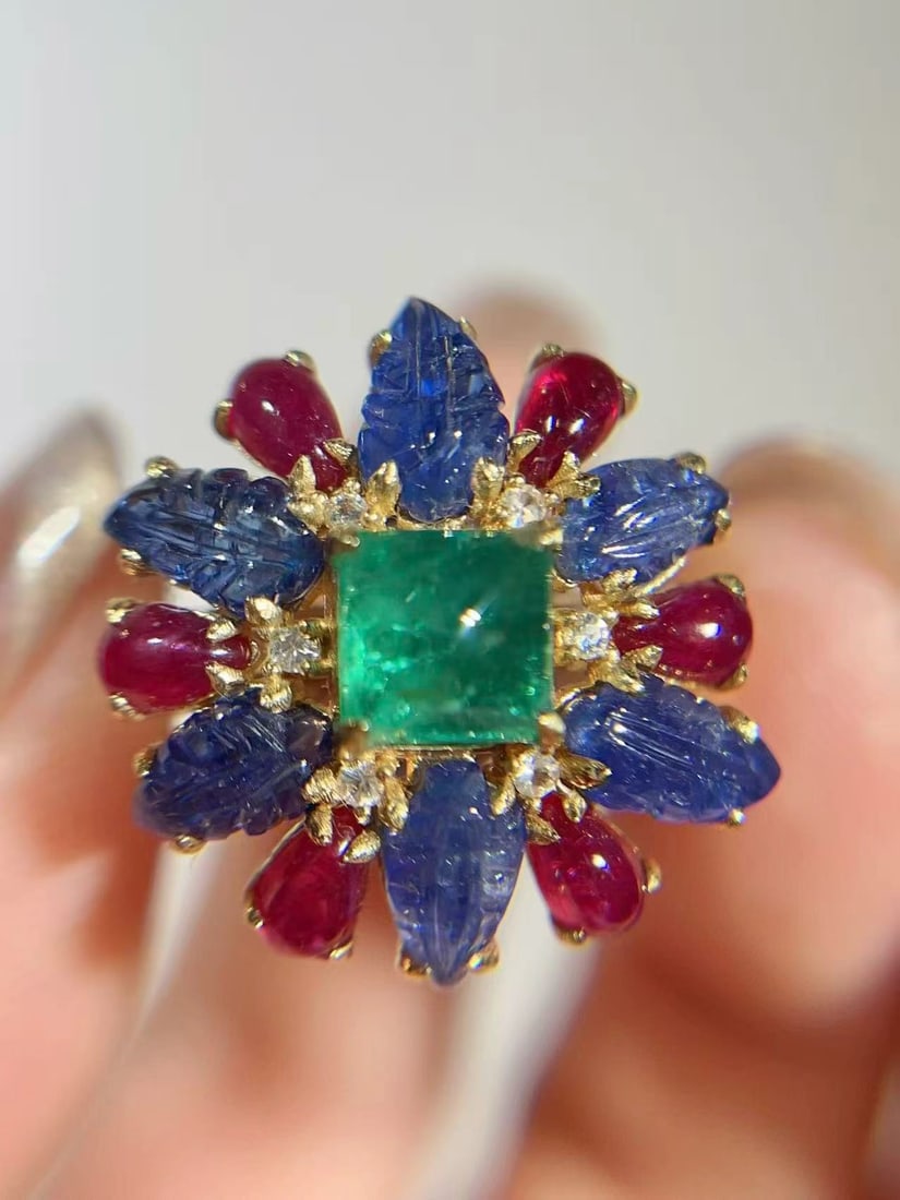 18K GOLD SET WITH MULTIPLE JEWELS RING (1 of 6)