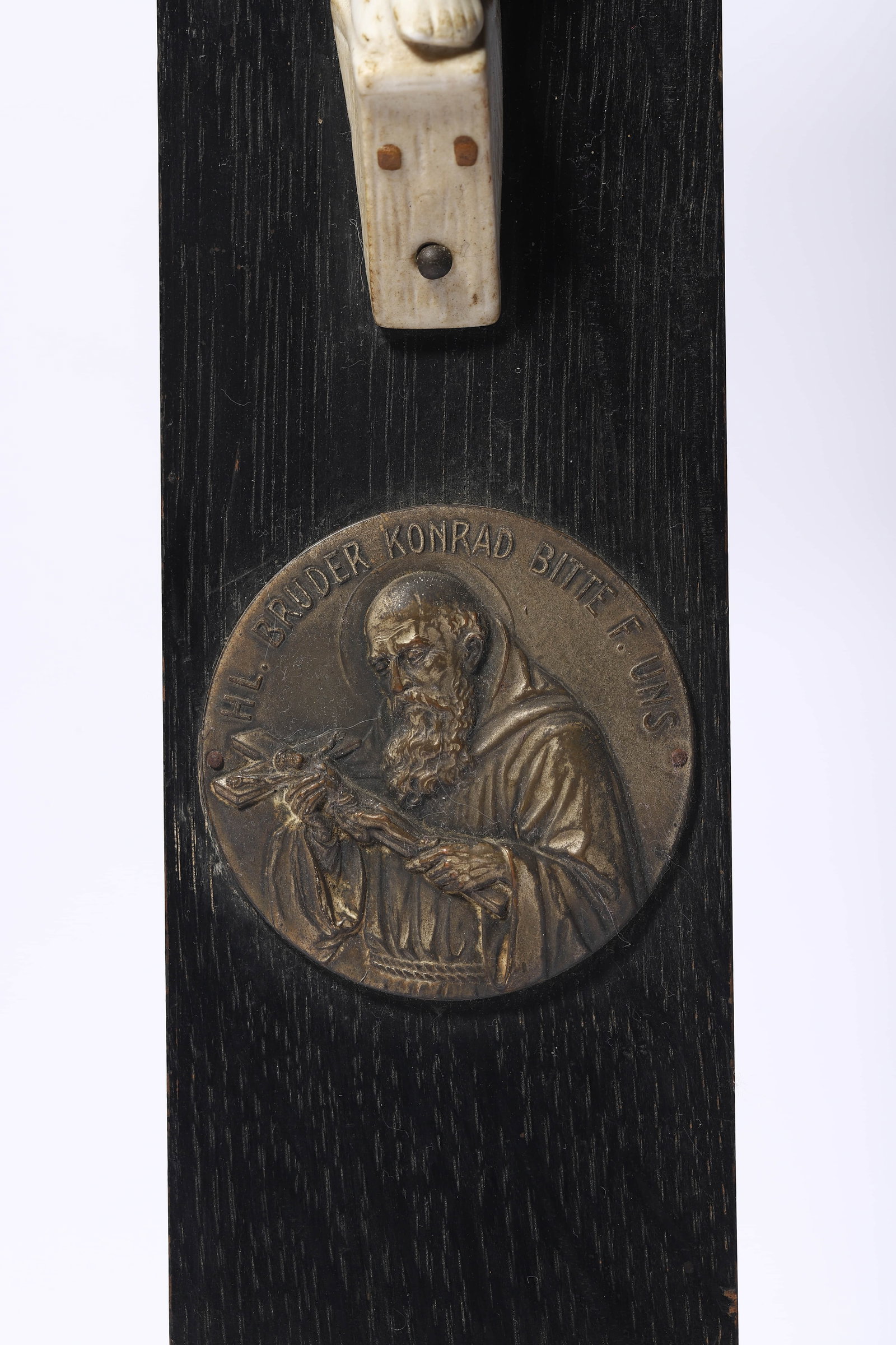 GERMAN SCHOOL, MID-20TH CENTURY - CRUCIFIX WITH SAINT KONRAD MEDALLION. - 5