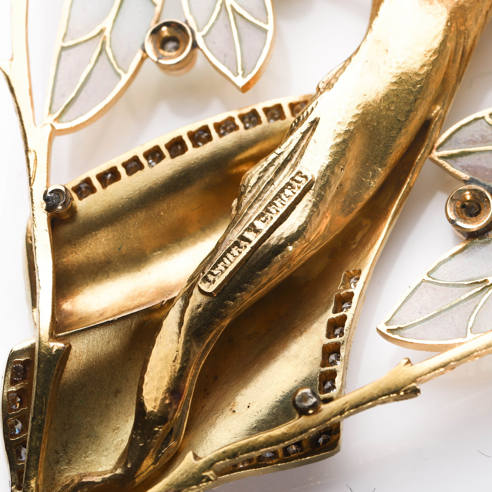 AN ART NOUVEAU GOLD, ENAMEL, DIAMOND AND PEARL BROOCH, SIGNED CARRERA Y CARRERA - 8