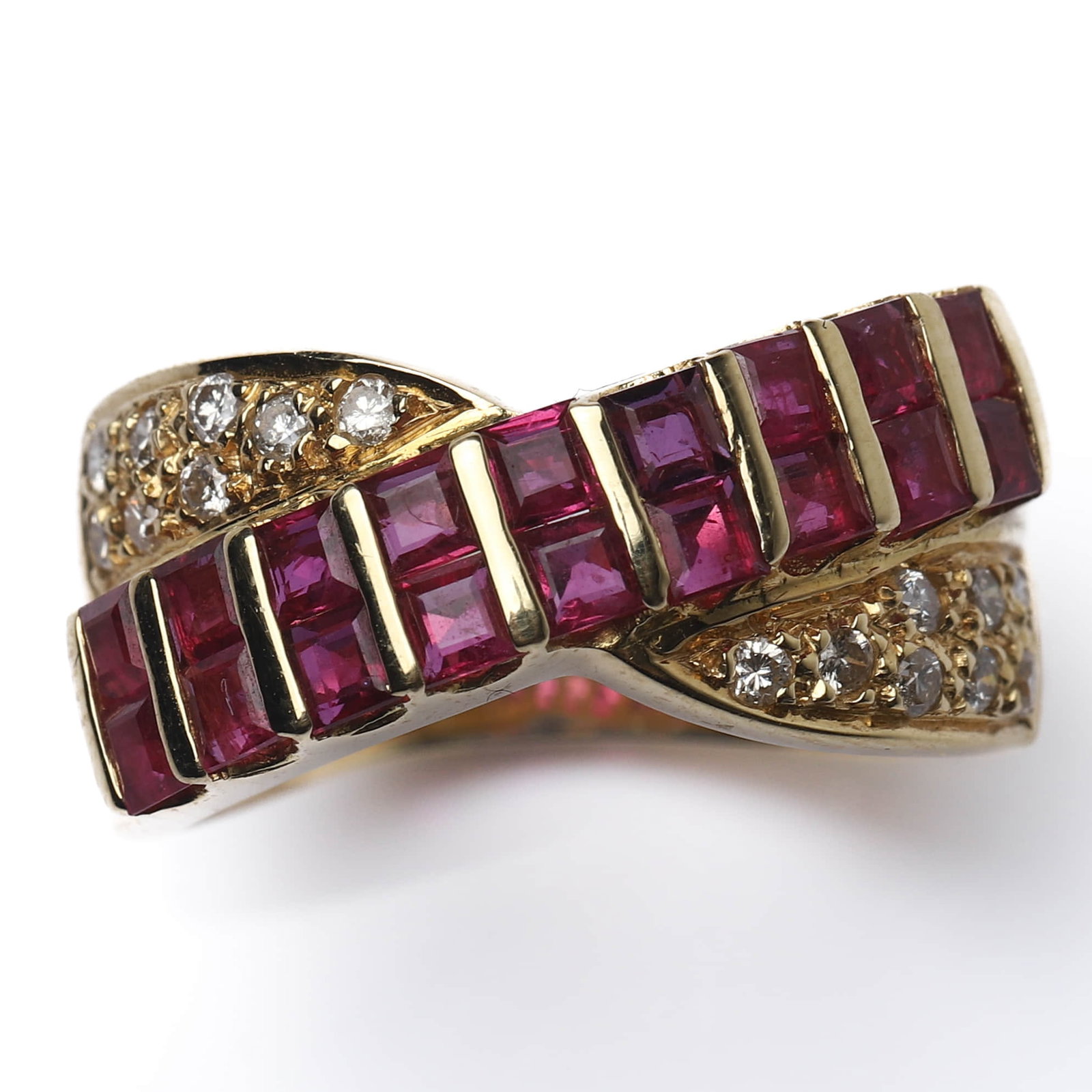 18K GOLD RUBY AND DIAMOND RING - 2