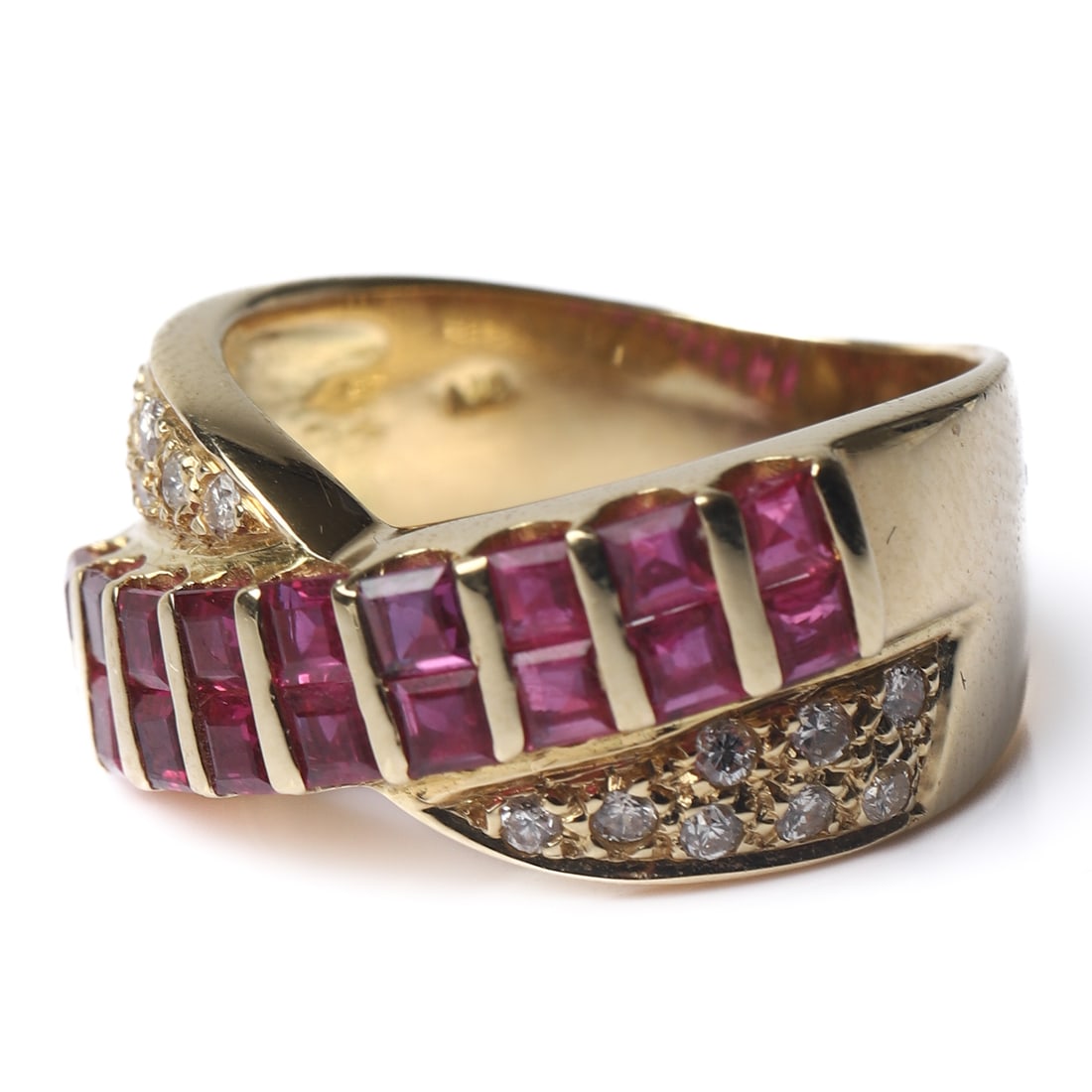 18K GOLD RUBY AND DIAMOND RING - 3