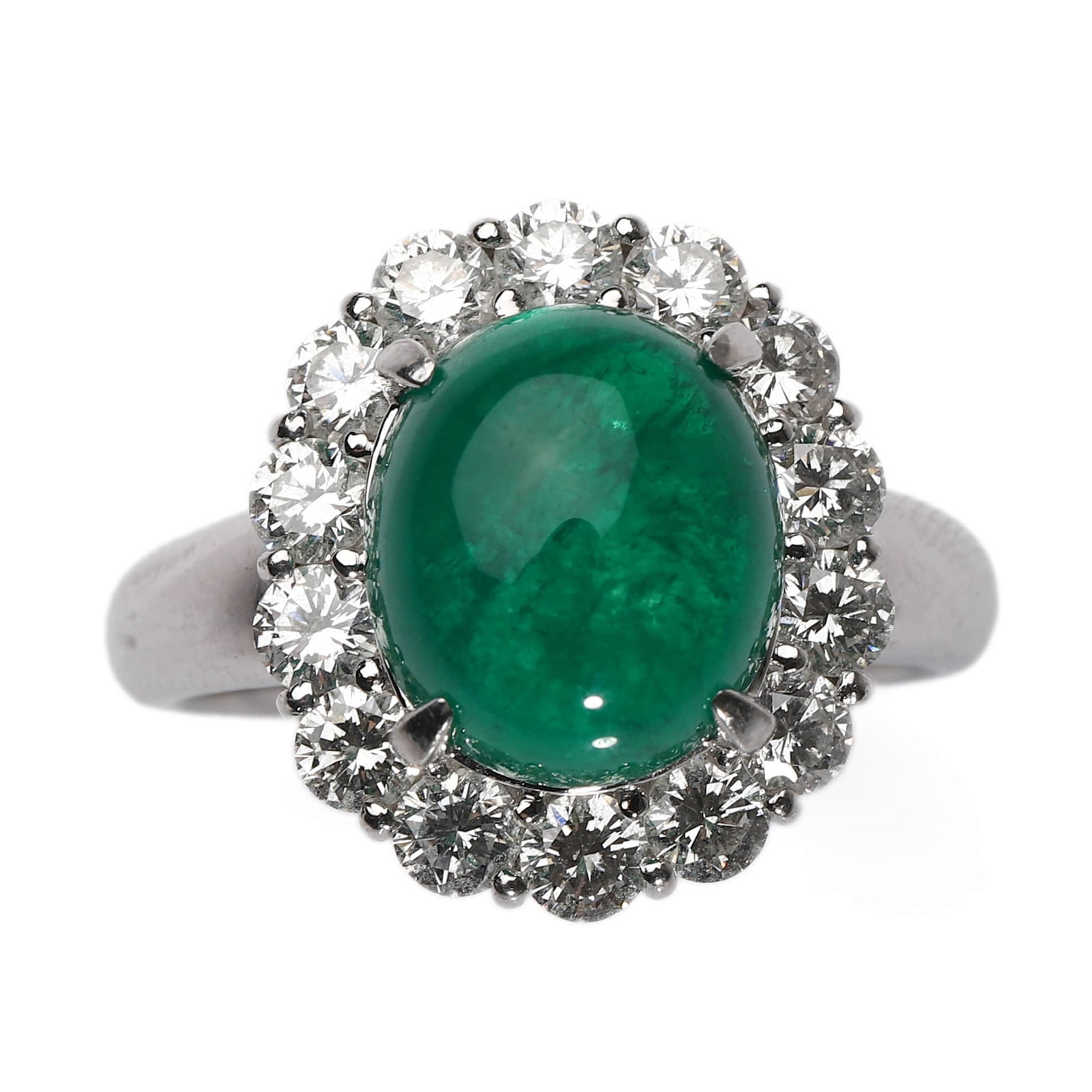 AN EMERALD AND DIAMOND RING (1 of 5)