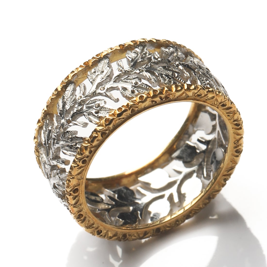 A BUCCELLATI TWO-TONE GOLD "LACEWORK" RING, BY MARIO BUCCELLATI (1 of 5)