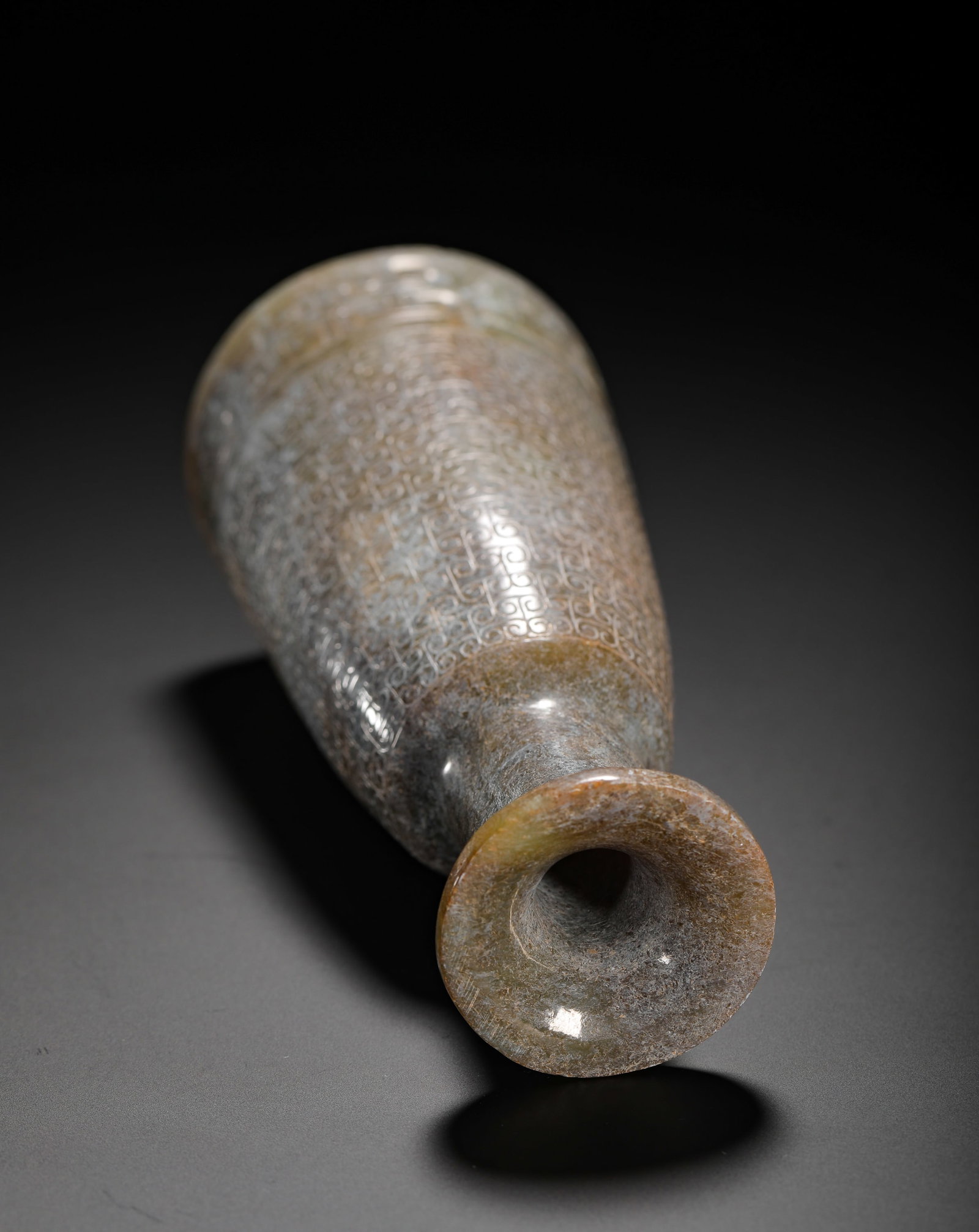 HAN DYNASTY JADE CHI PATTERN CUP HOLDER - 13