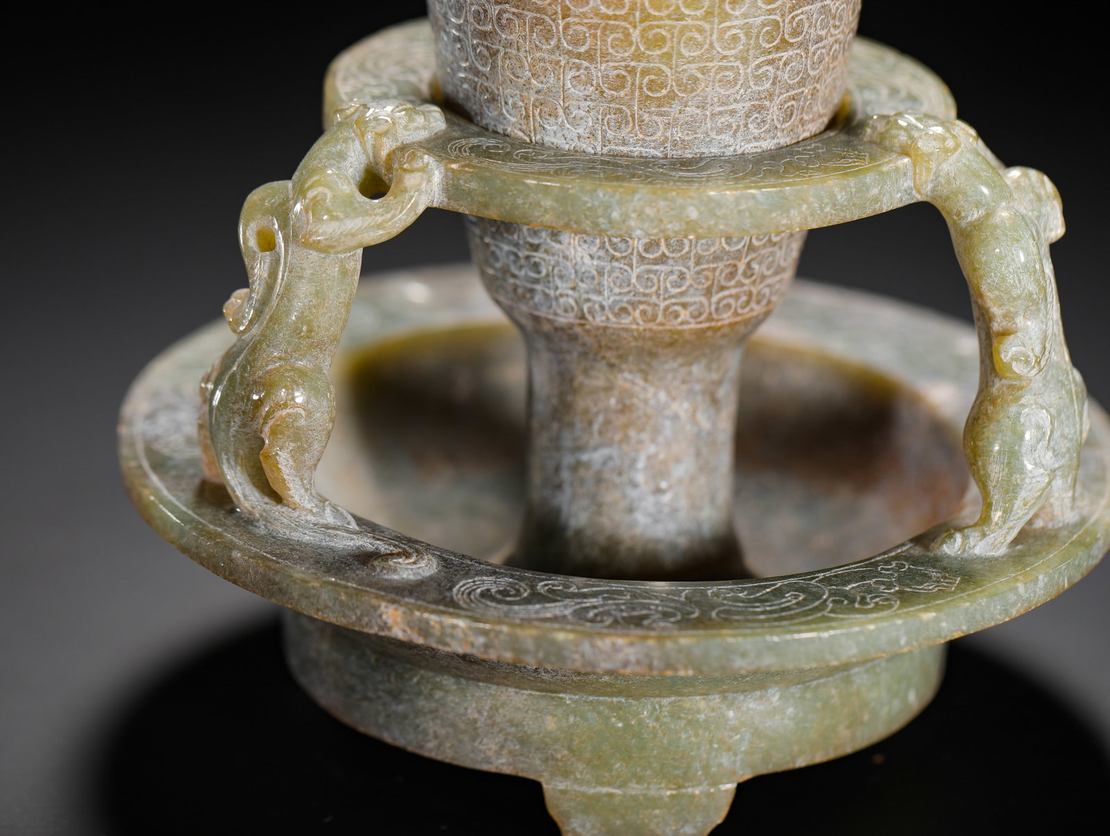 HAN DYNASTY JADE CHI PATTERN CUP HOLDER - 4