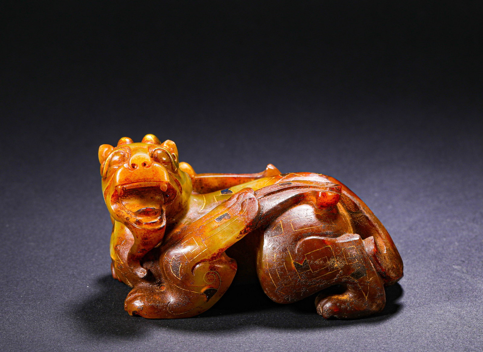 HAN DYNASTY HETIAN JADE INLAID WITH GOLD AND GEMSTONES AUSPICIOUS BEAST (1 of 9)