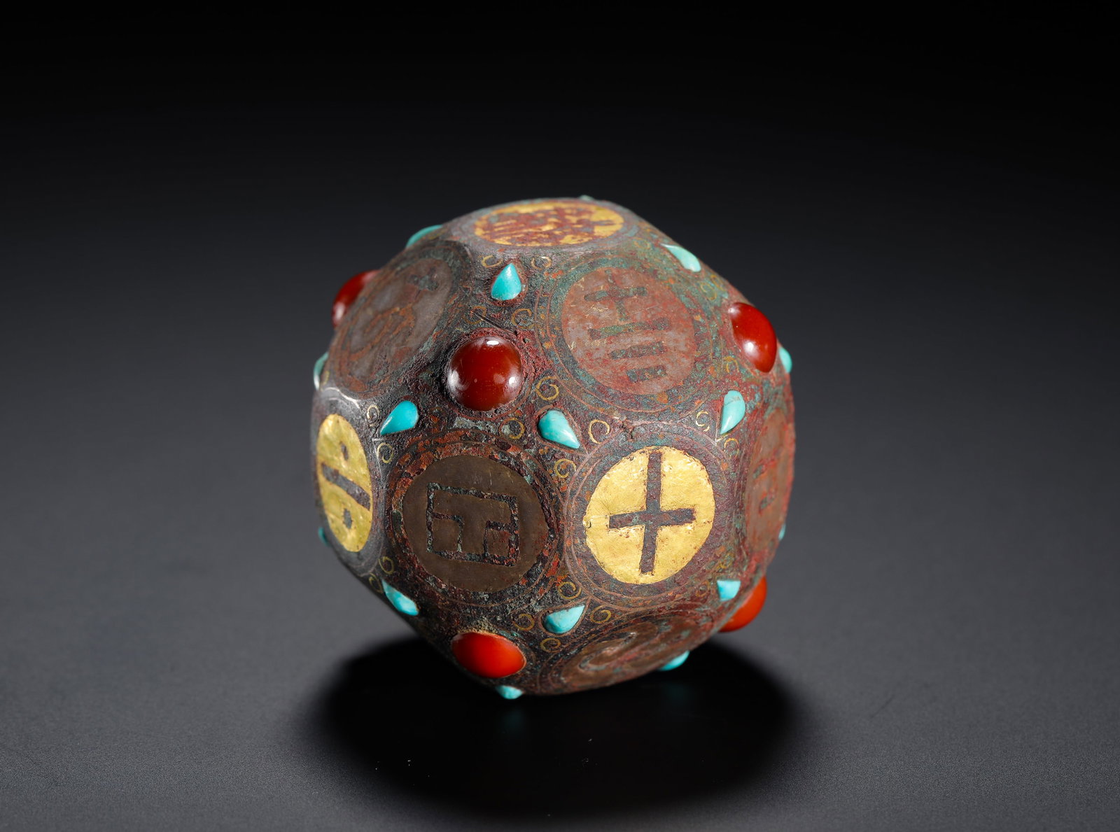 HAN DYNASTY INLAID GOLD AND SILVER INLAID GEMSTONE DICE (1 of 9)