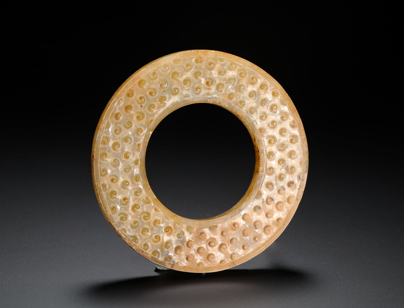 HAN DYNASTY JADE GRAIN PATTERN RING - 6