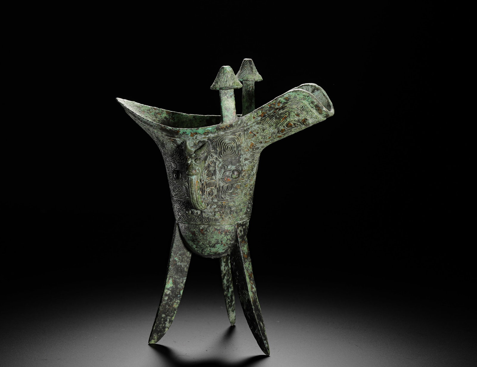 SHANG DYNASTY BRONZE GOBLET (1 of 11)