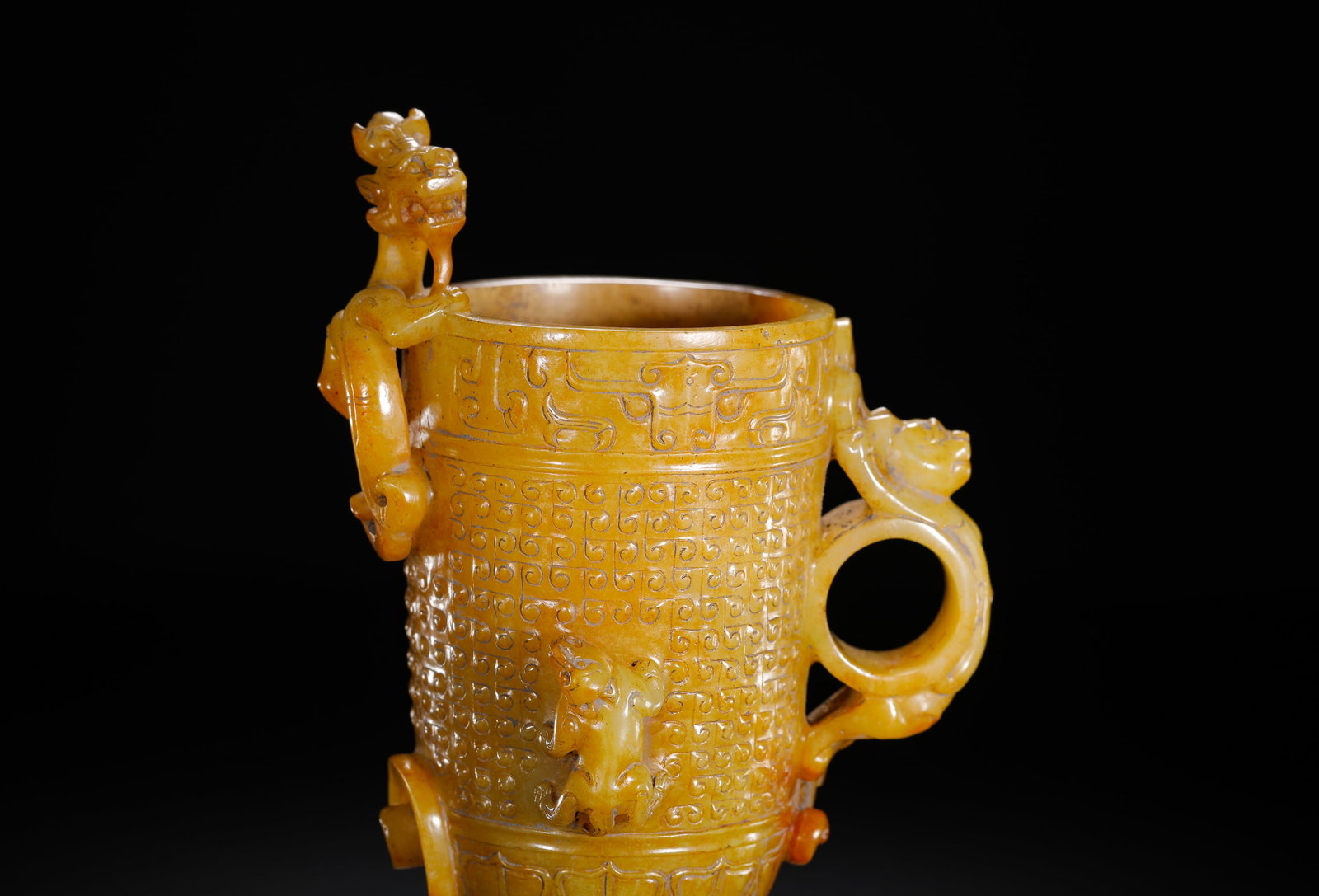 HAN DYNASTY HETIAN YELLOW JADE INTERLOCKING CLOUD PATTERN CHILONG EAR CUP - 2