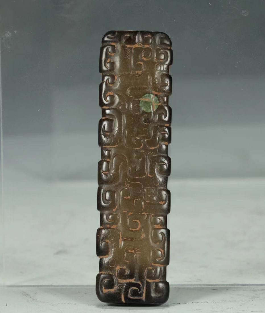 WARRING STATES PERIOD JADE LEATHER: H:7.5CM