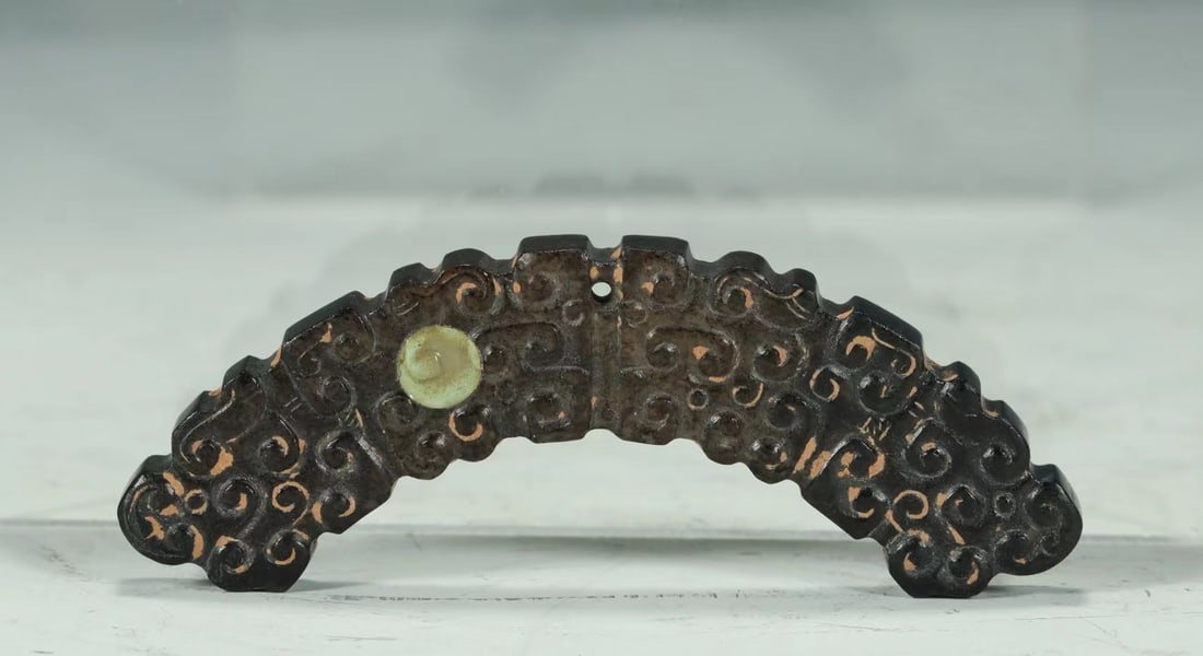 WARRING STATES PERIOD JADE HUANG: L:6.5CM