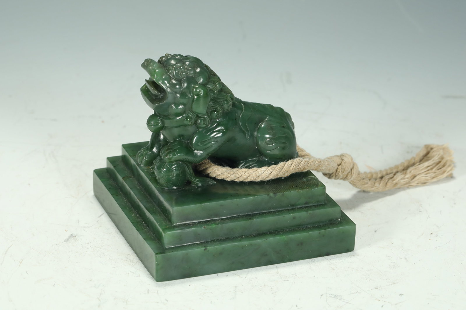 QING DYNASTY JADE ANIMAL-SHAPED SEAL: H:7CM L:8CM