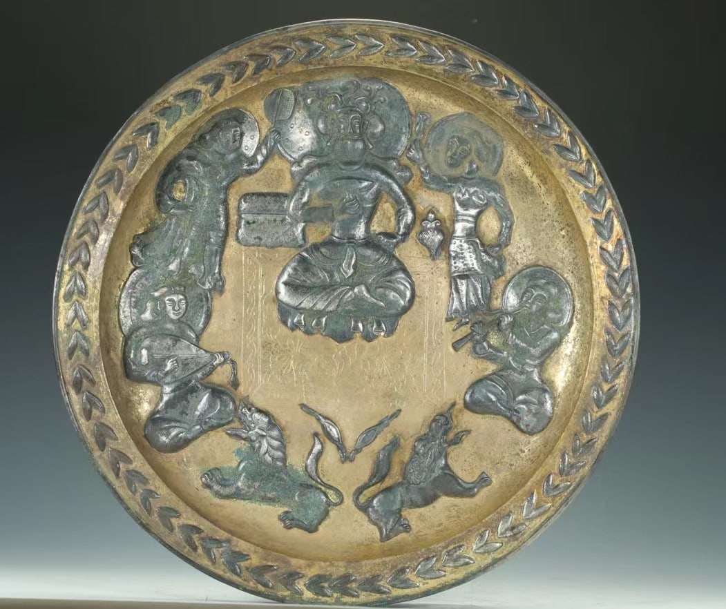 TANG DYNASTY SILVER GILT PERSIAN PLATE: D:33CM