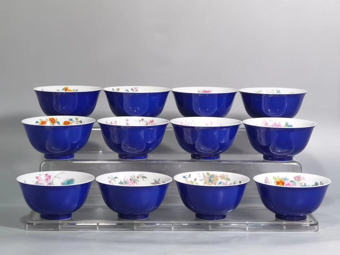 QING DYNASTY BLUE-GLAZED ENAMEL TWELVE FLOWER GODDESS CUP: H:4.2CM L:8.2CM