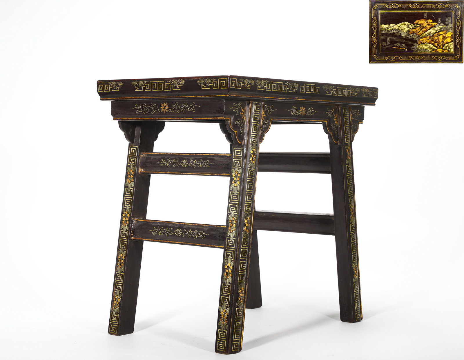 A BLACK LACQUERED AND GILDED FLOWER-PATTERNED SQUARE STOOL FROM THE QIANLONG PERIOD OF THE QING: HEIGHT:45CM (17.72IN) WIDTH:45CM (17.72IN) WEIGHT:4390G (9.68LB) BLACK LACQUER SQUARE STOOL WITH GOLD TRACING, QIANLONG REIGN OF QING DYNASTY. WOODEN CORE COVERED IN DARK BLACK LACQUER WITH NATURAL CR