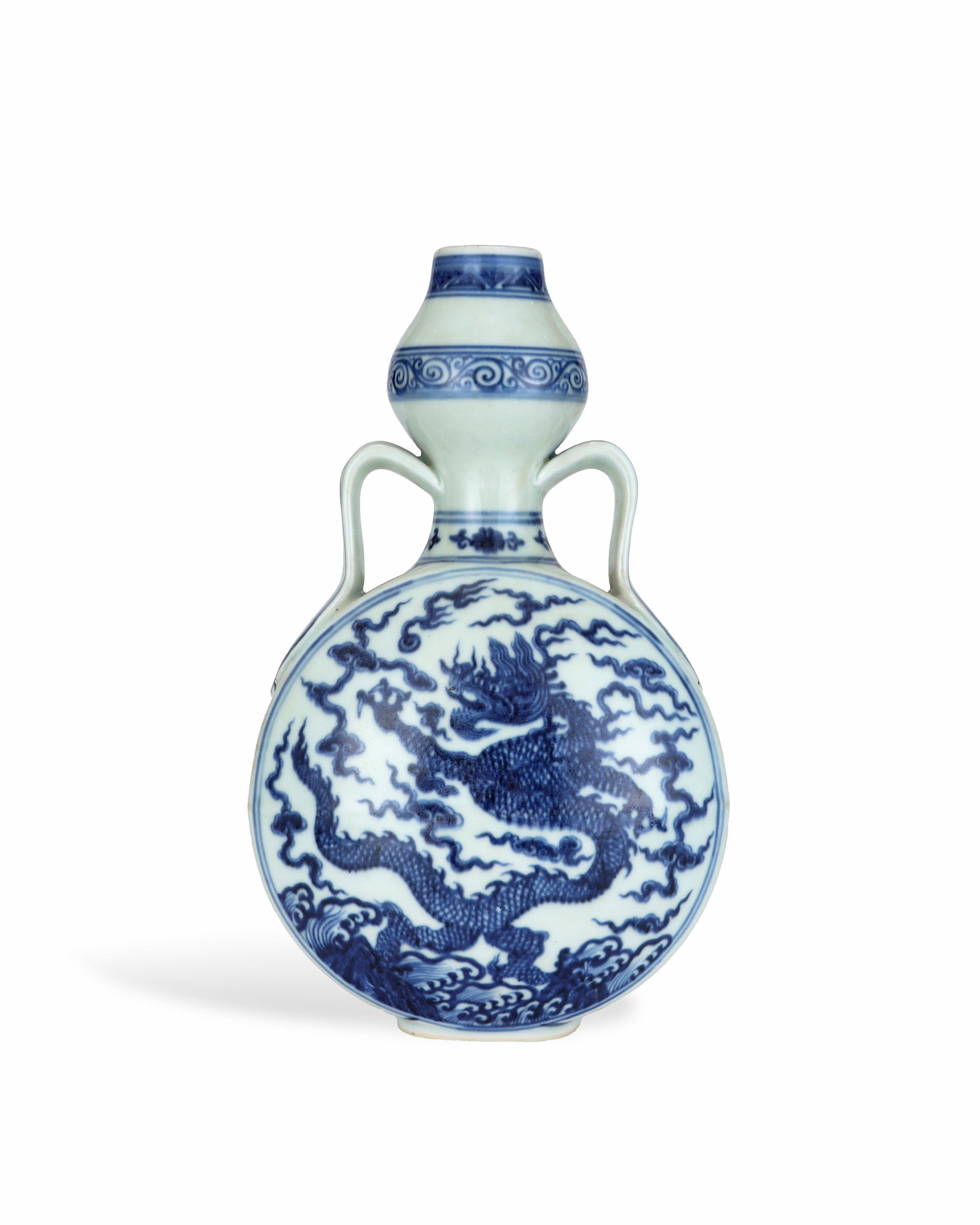 MING YONGLE BLUE AND WHITE DRAGON PATTERN DOUBLE-EARED FLAT BOTTLE: L: 15.7CM H: 26CM