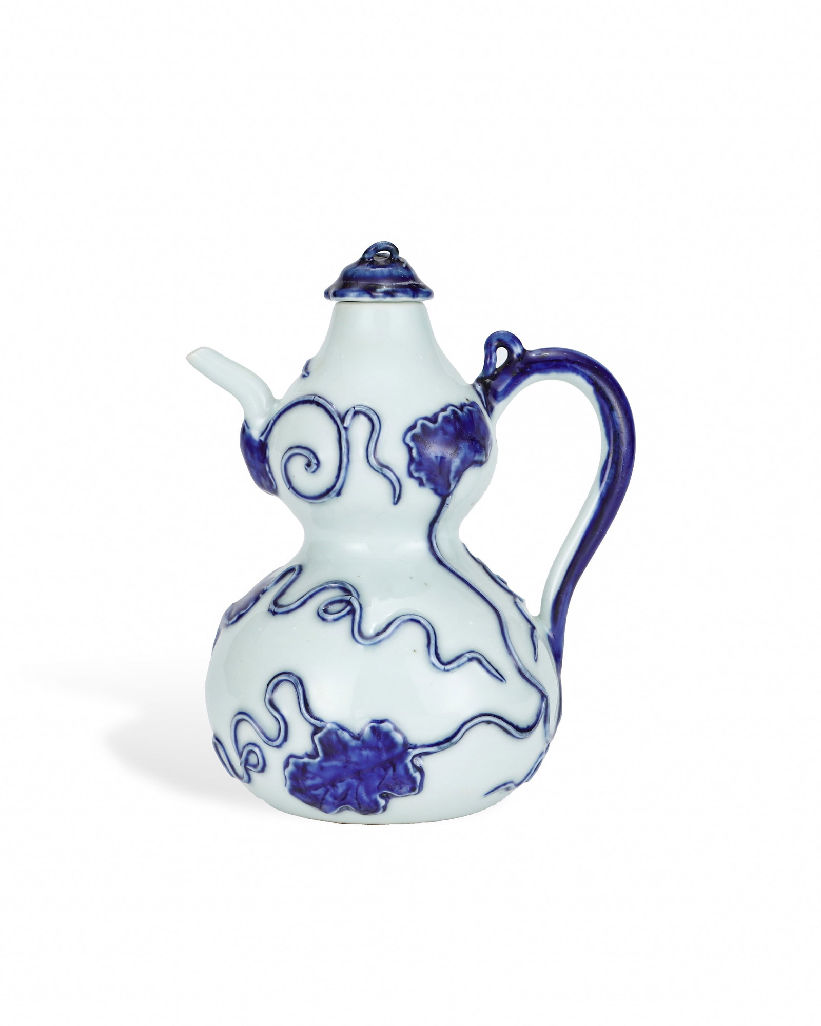 MING YONGLE BLUE AND WHITE FLOWER-PATTERNED GOURD VASE: L: 11.5CM H: 14.5CM