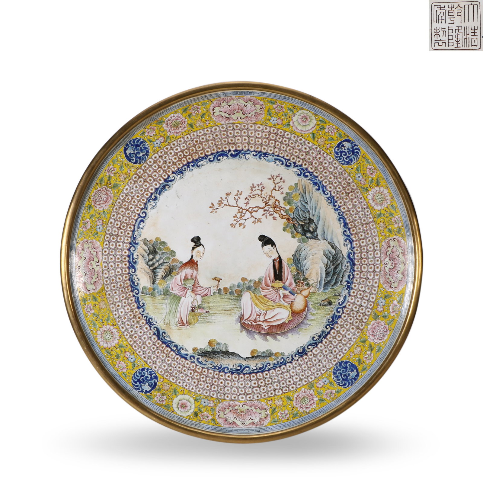 Qing Dynasty Qianlong Period, Plate with Court Ladies, Painted Enamel on Copper: D:38.5mm