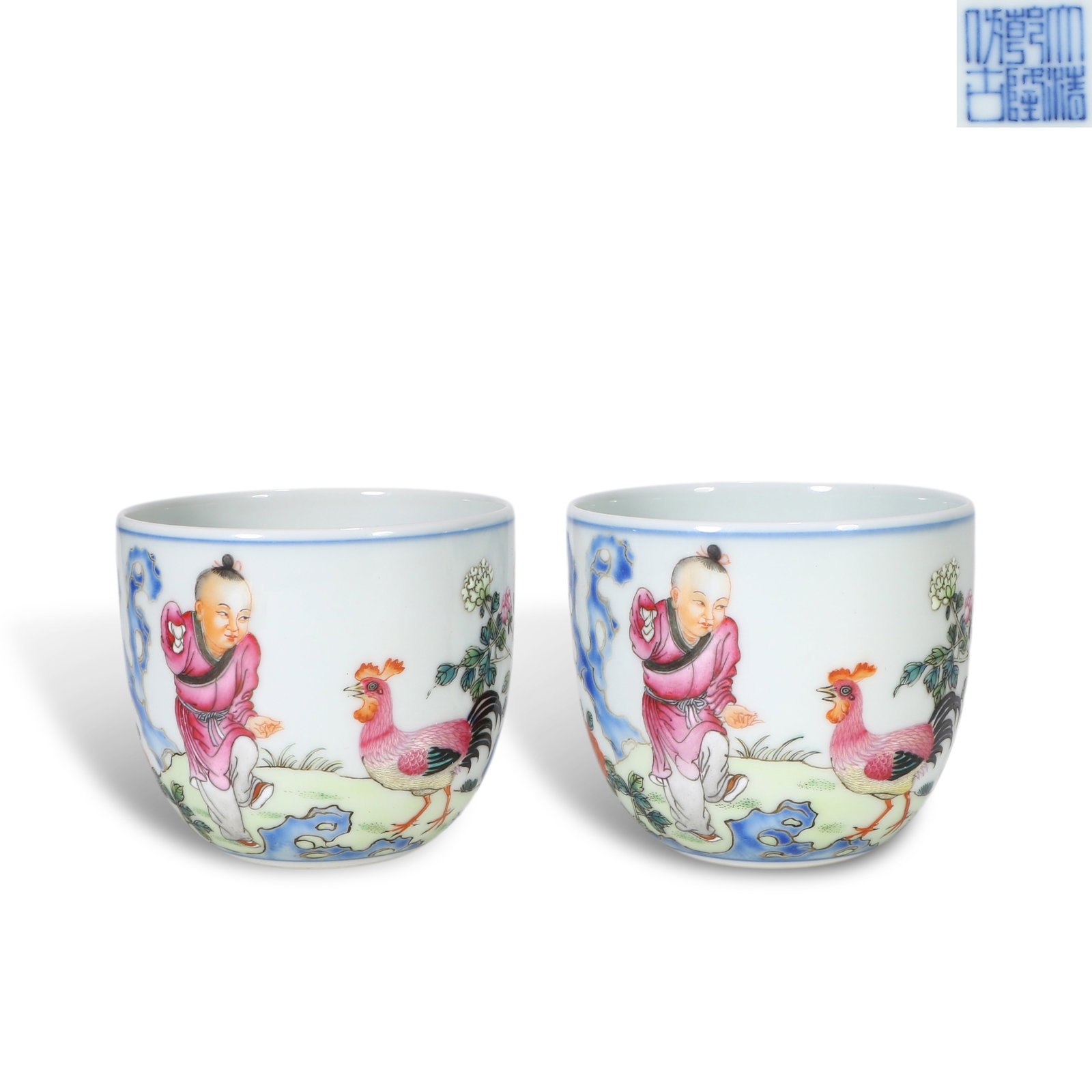 Qing Dynasty Qianlong period, A pair of famille rose chicken cups with imperial poems: H:7.5cm D:8cm