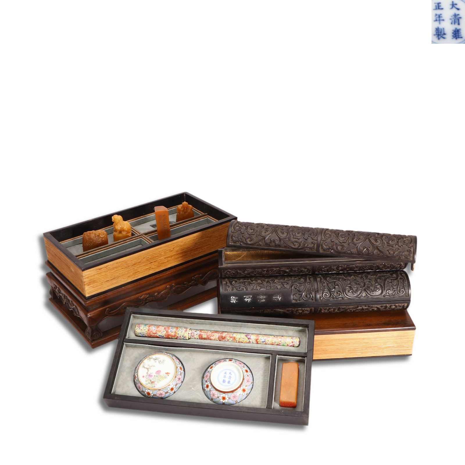Qing Dynasty A set of various stationery items with book-shaped stationery box: H:31cm L:30.7cm W:17.6cm