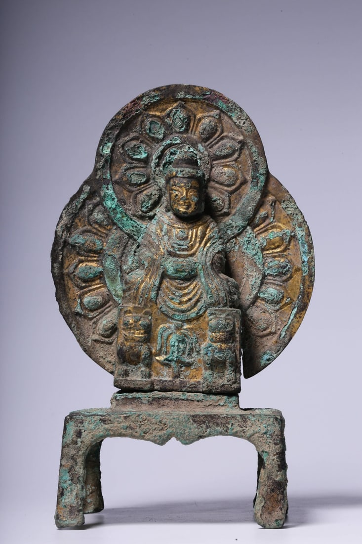 Northern Wei Dynasty Gilded Bronze Seated Buddha: H:15.5cm W:7.5cm