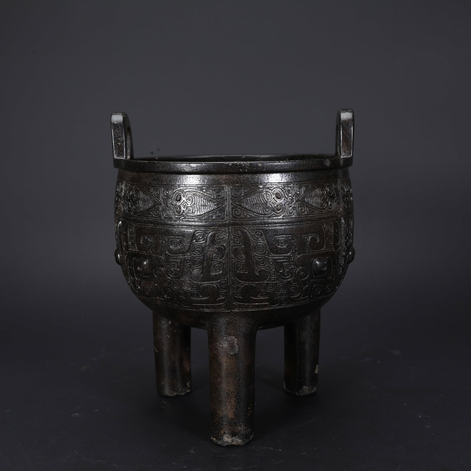 Shang Dynasty??Bronze Ding Cauldron with Animal Mask: H:20cm W:15.4cm