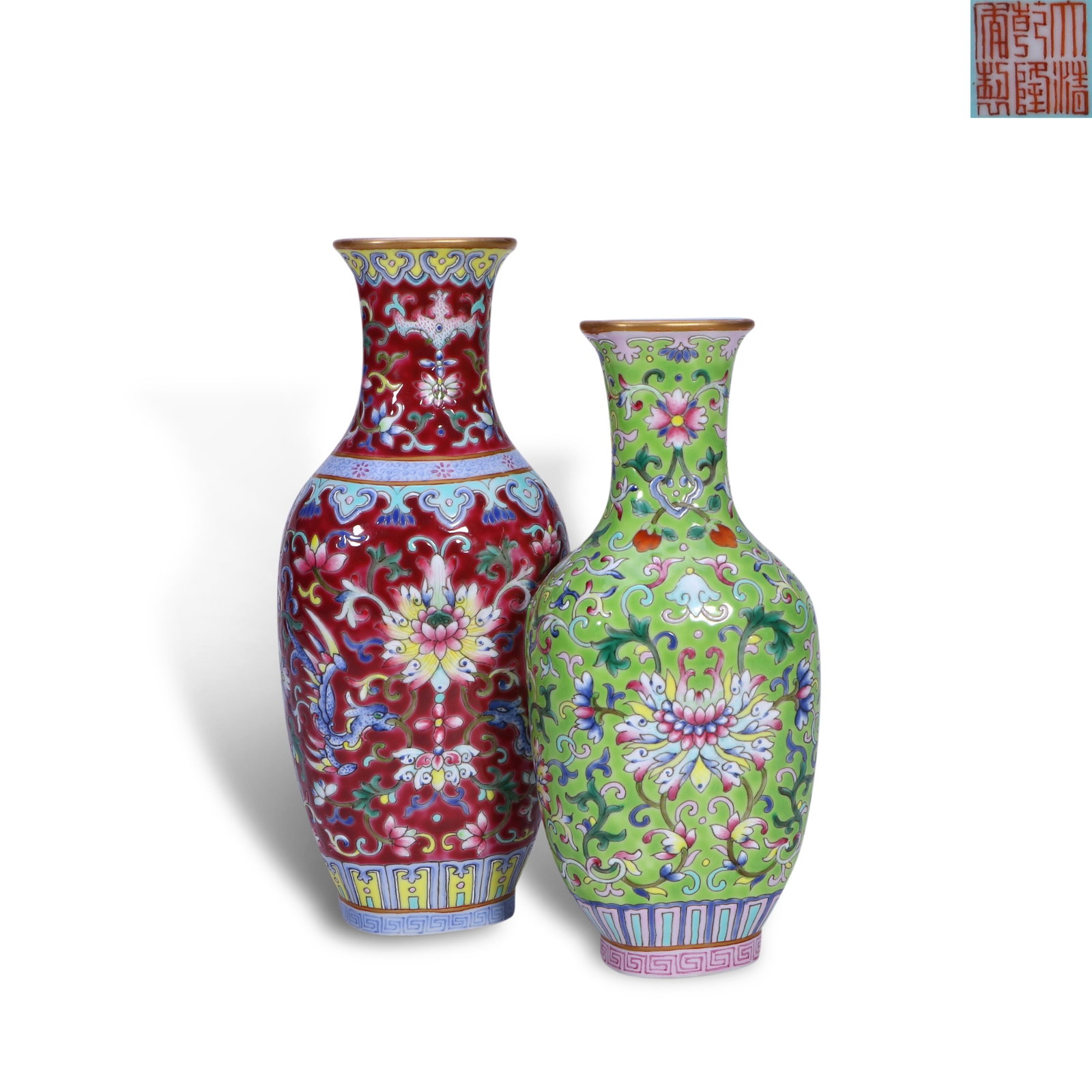 Qing Dynasty Qianlong Period,Famille Rose Conjoined Vases with Phoenix Amid Flowers: H:18cm W:14cm