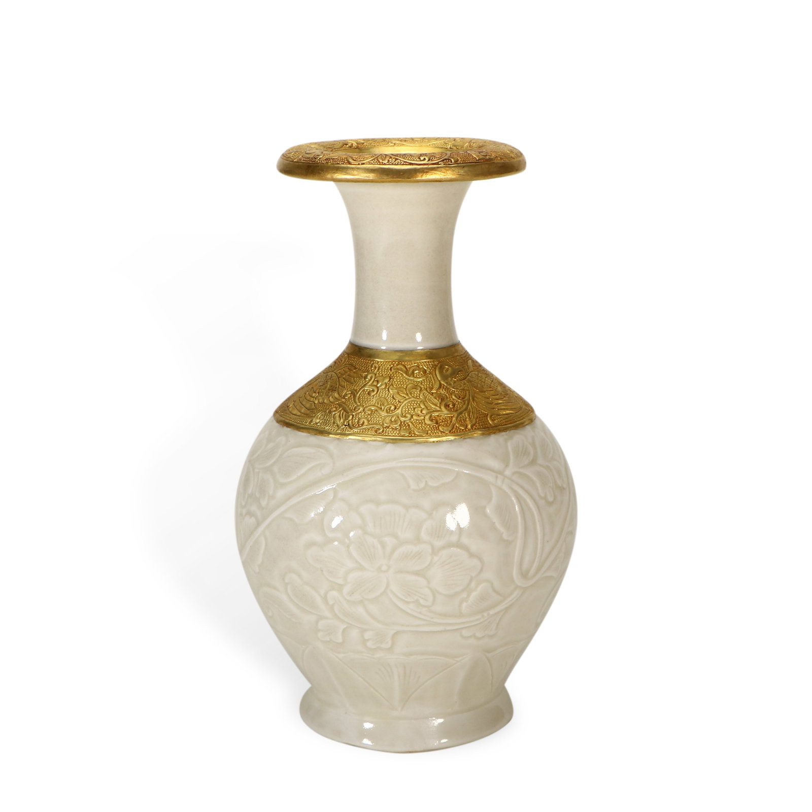 Song Dynasty Ding kiln white-glazed vase with incised floral patterns, gilded and inlaid with metal (1 of 5)