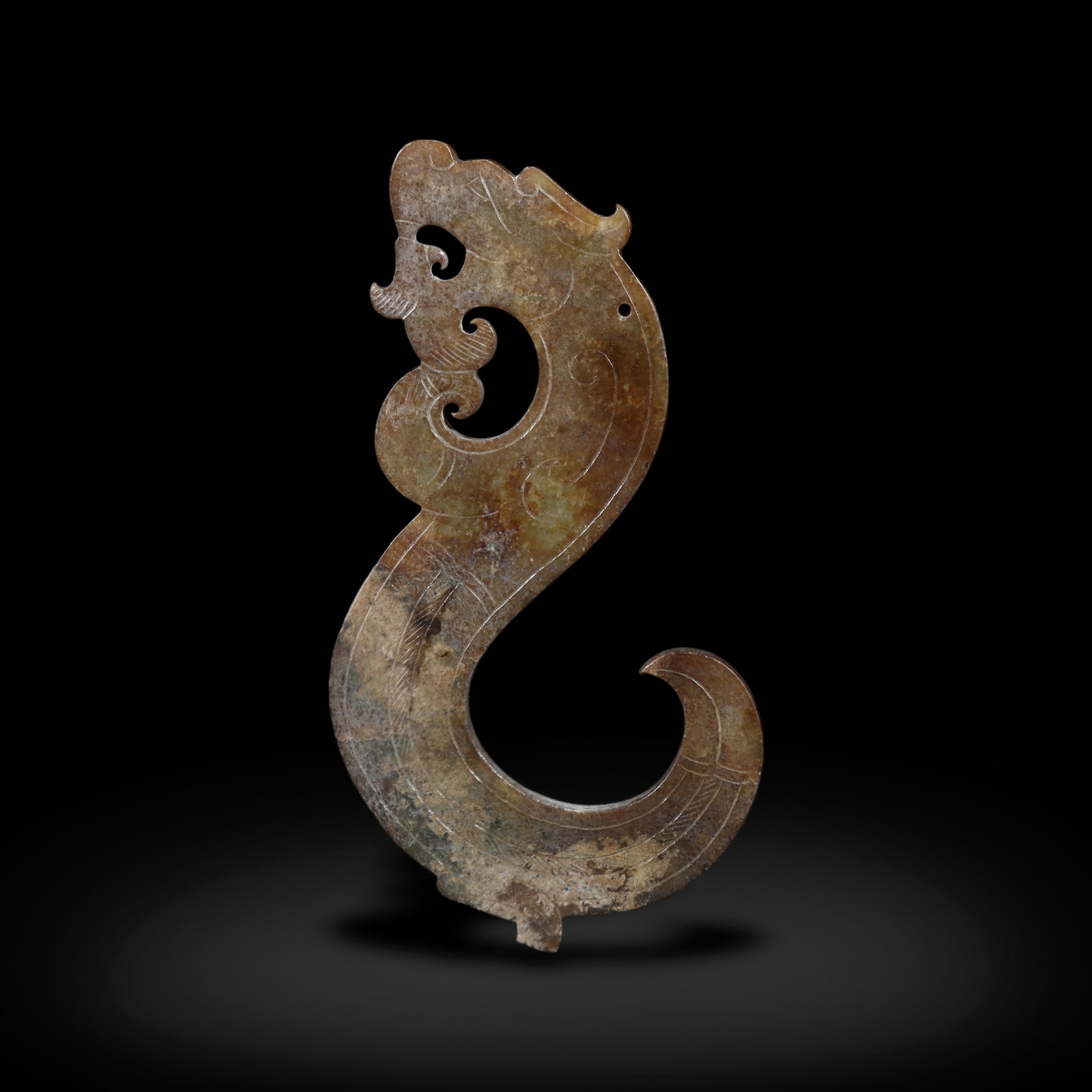 Warring States Period Jade Pendant with Dragon (1 of 4)