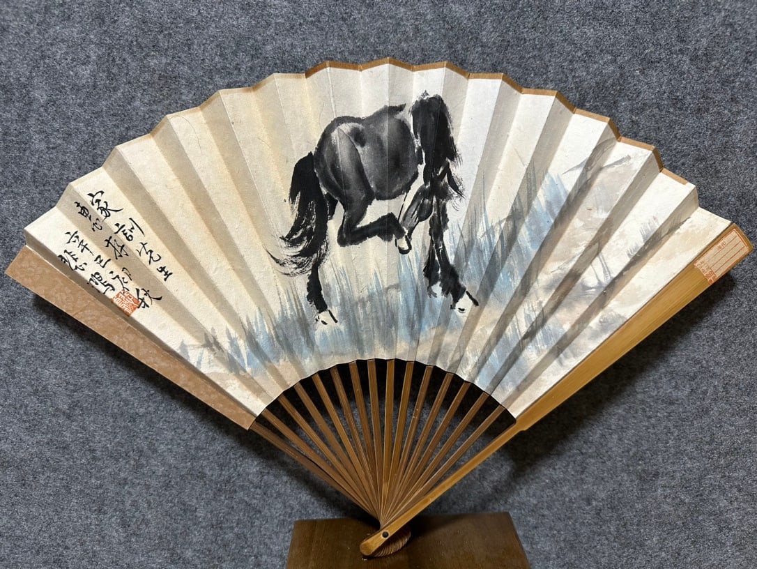 Folding Fan, Collaborative Works by Xu Beihong and Wang Fu`an (1 of 6)