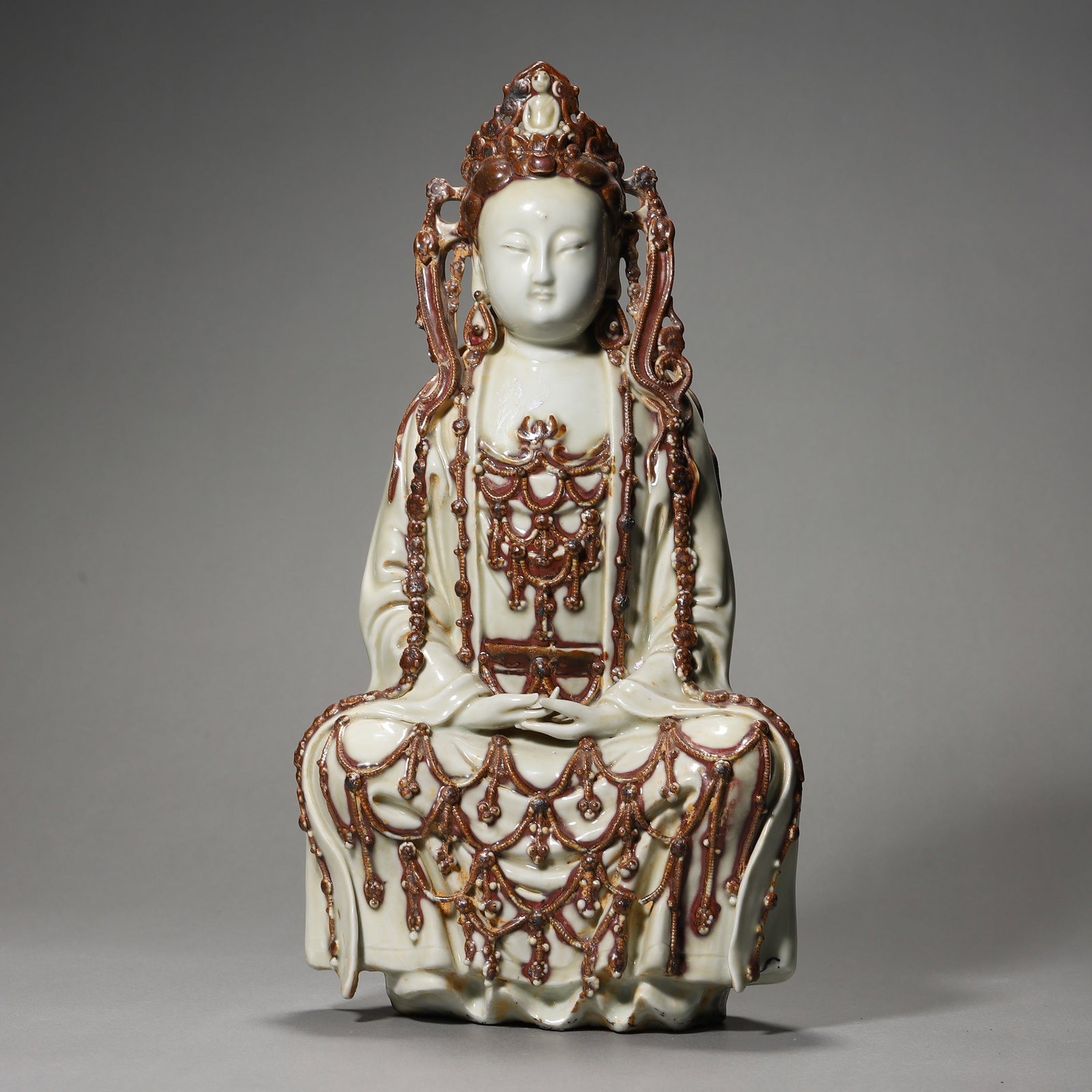 Ming Dynasty Dehua Kiln, Avalokite?vara Statue: H:34cm