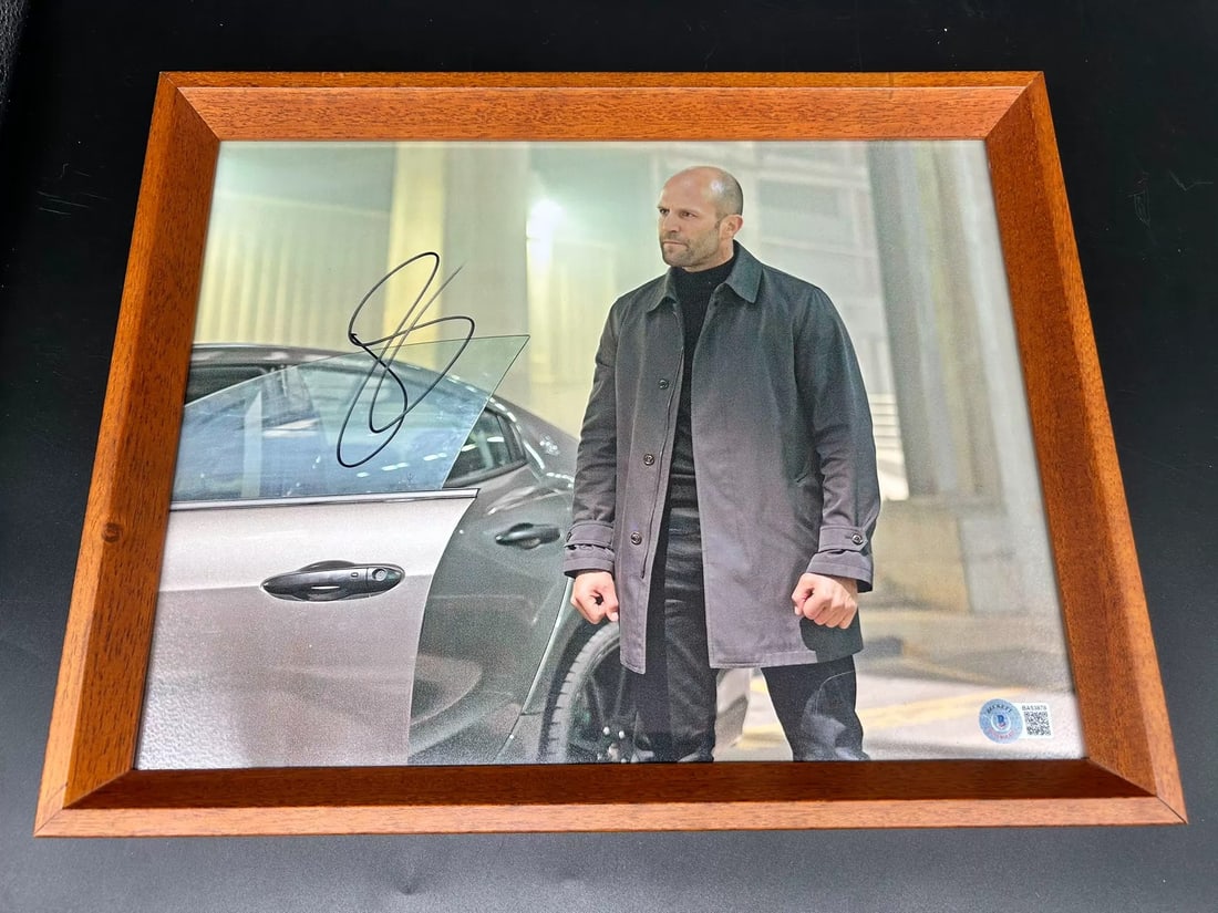 JASON STATHAM (FAST AND FURIOUS) AUTOGRAPHED PHOTOGRAPH, BECKETT AUTHENTICATED: Name Jason Statham (Fast and Furious) Autographed Photograph, Beckett Authenticated Dimensions