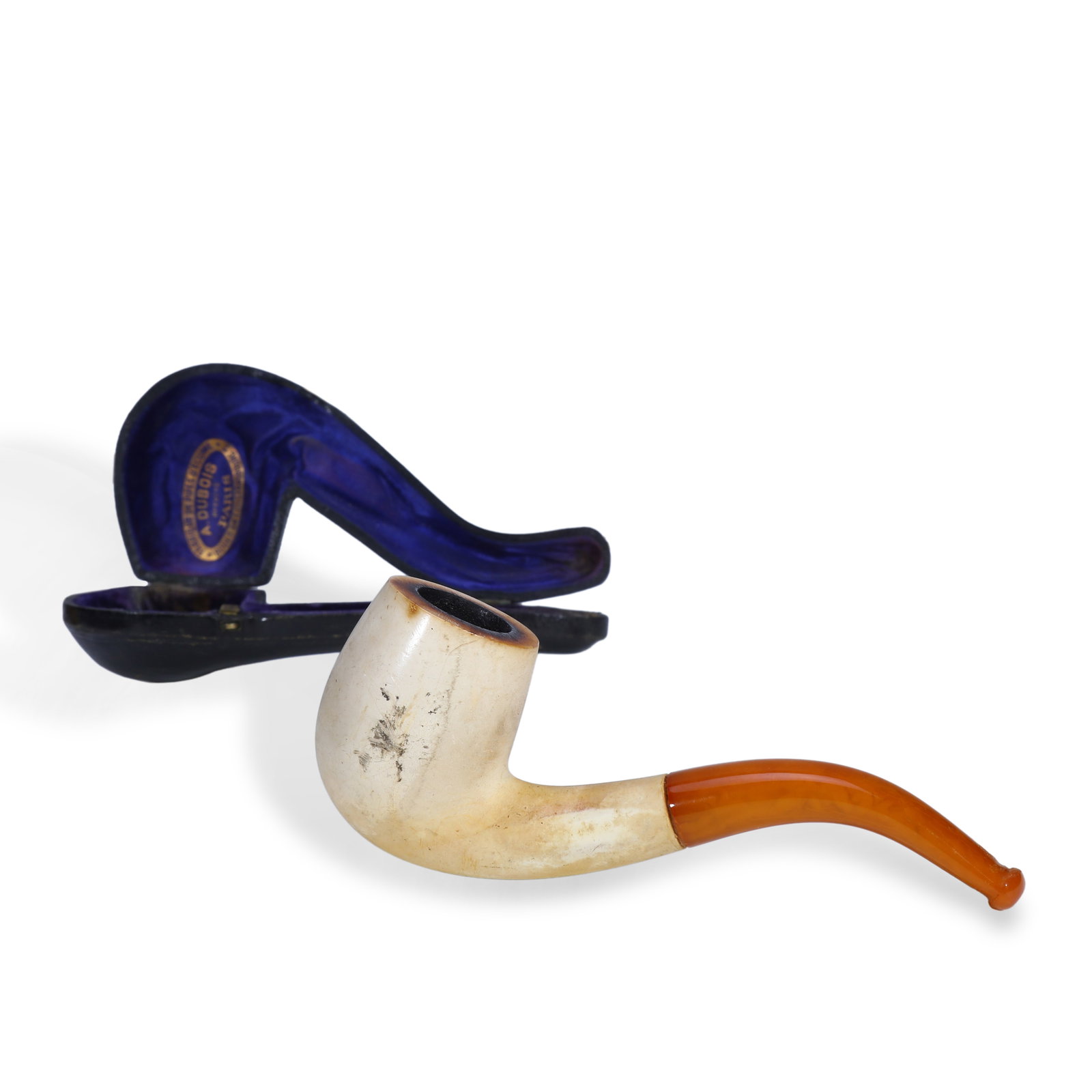 MEERSCHAUM CURVED SMOKING PIPE WITH AMBER MOUTHPIECE AND ORIGINAL LEATHER CASE (1 of 5)
