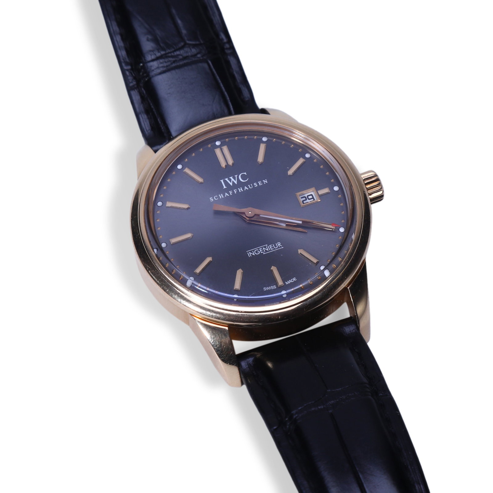 IWC SCHAFFHAUSEN CLASSIC INGENIEUR 18K YELLOW GOLD DRESS WATCH: Name IWC Schaffhausen Classic Ingenieur 18K Yellow Gold Dress Watch Dimensions