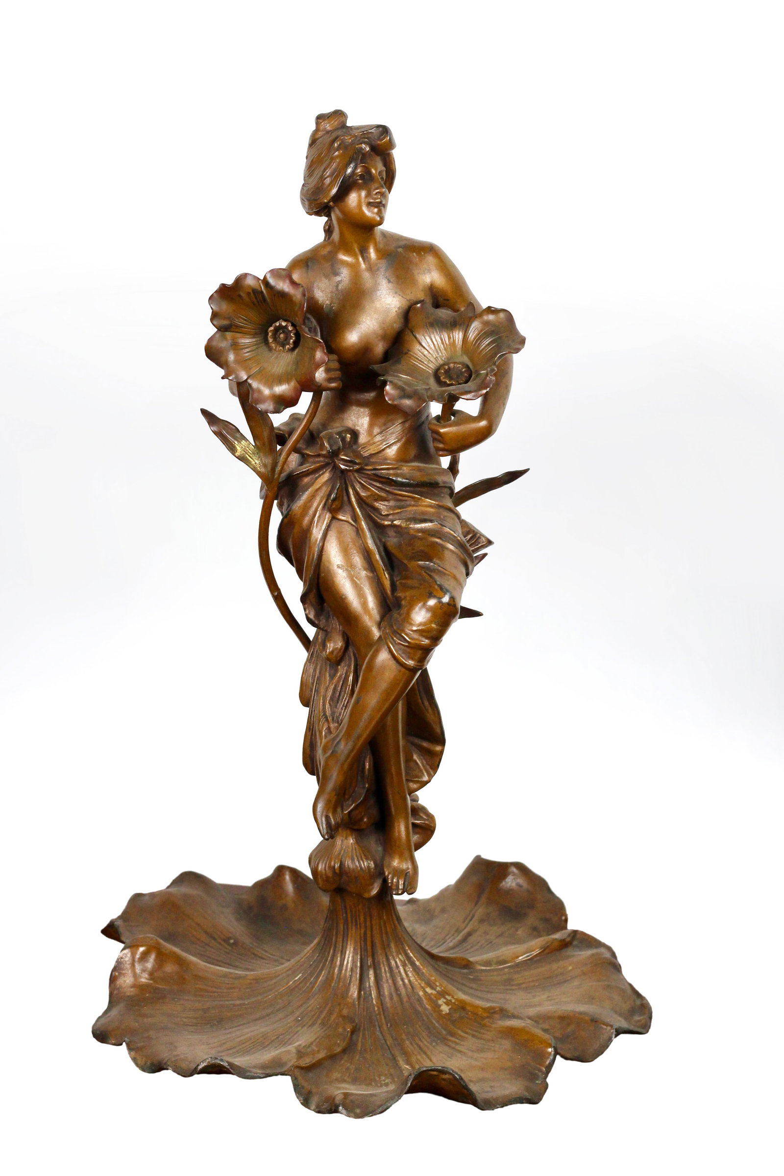 EARLY 20TH CENTURY ART NOUVEAU BRONZE SCULPTURE OF AN ANCIENT GREEK GODDESS: Name Early 20th Century Art Nouveau Bronze Sculpture of an Ancient Greek Goddess Dimensions Style: Art NouveauMaterial: Gilded BronzeOrigin: FranceDescription: This Art Nouveau bronze sculpture depict