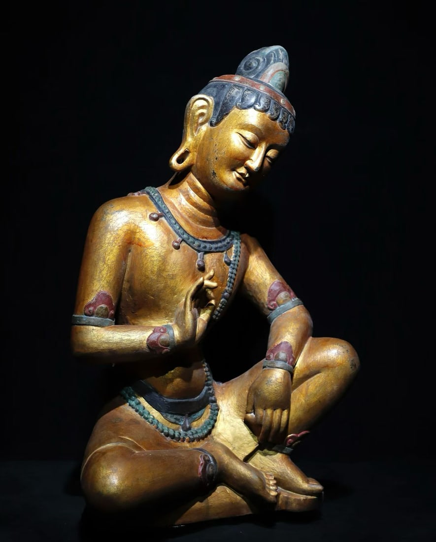 9TH CENTURY BLUESTONE GILDED PAINTED BODHISATTVA STATUE