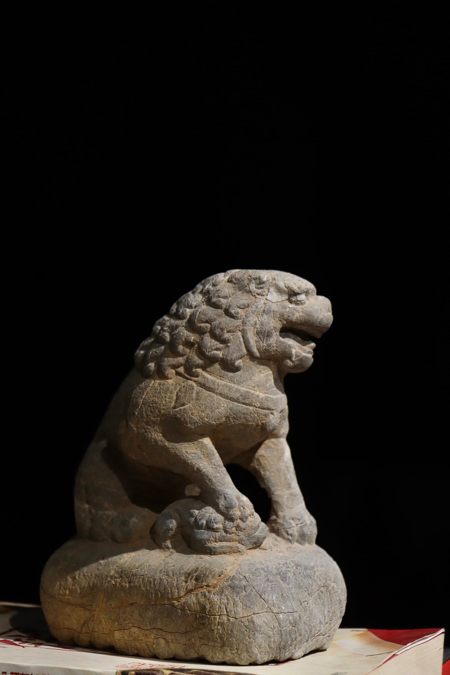 STONE LION OF THE MING DYNASTY: H:19cm