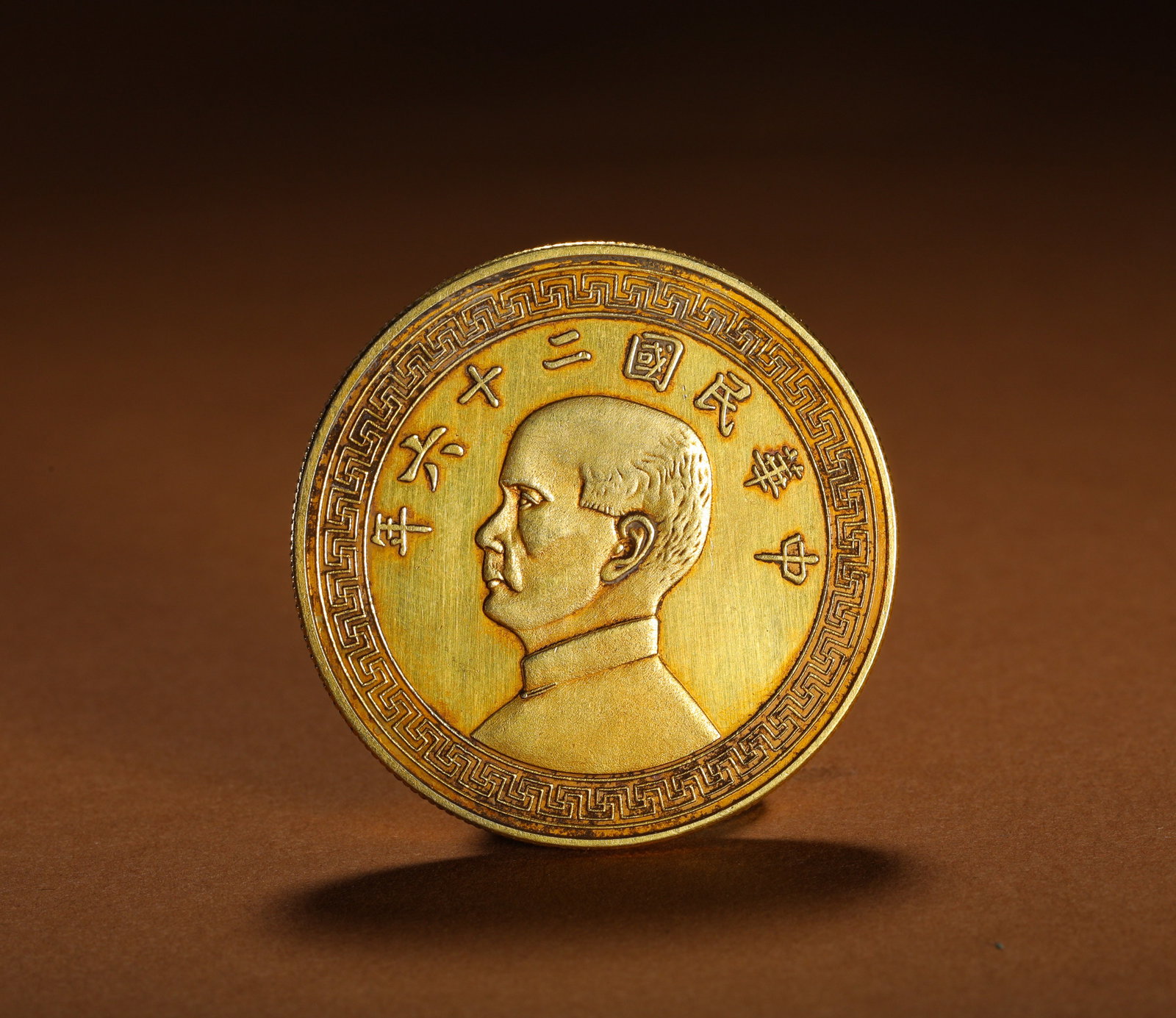 ANCIENT CHINESE GOLD COINS: Diameter:3.9cm (1.54in)Weight:37g(0.08lb)