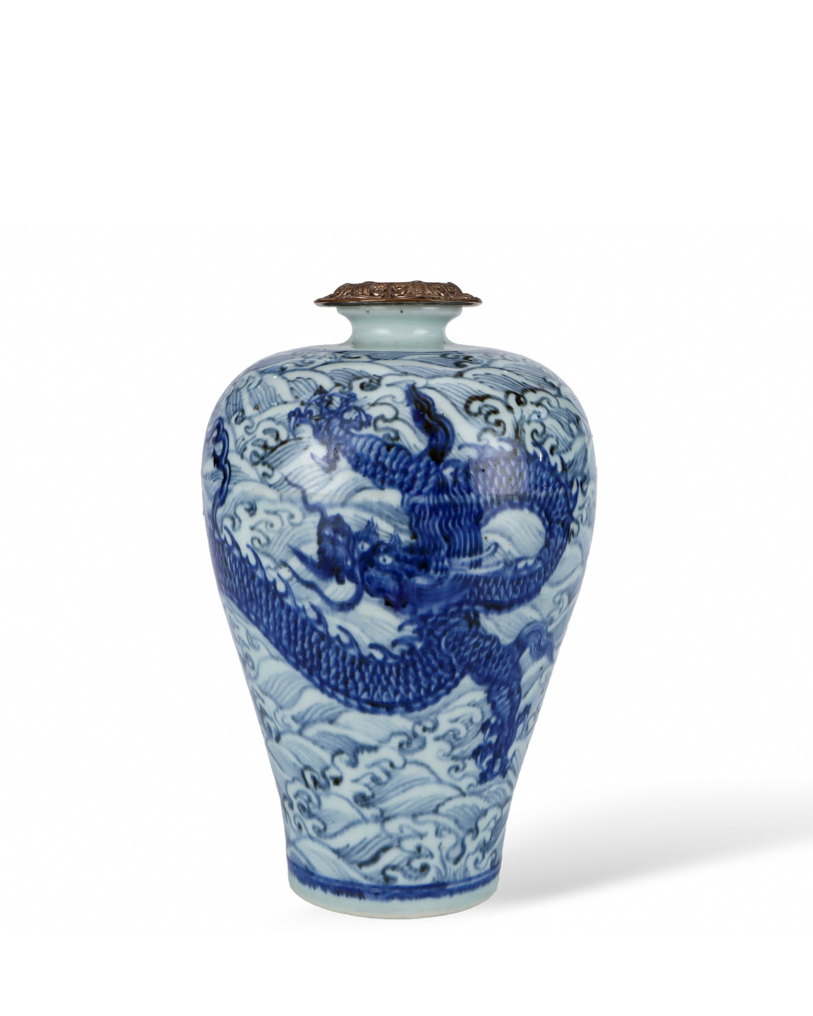 MING XUANDE BLUE AND WHITE SEA WATER DRAGON PATTERN PLUM VASE: H:22.5cm W:14.2cm This is an imperial blue-and-white plum vase of Ming Dynasty, with tiny mouth, short neck, broad shoulder, tapering belly and shallow ring foot; a carved metal lid was later fitted t