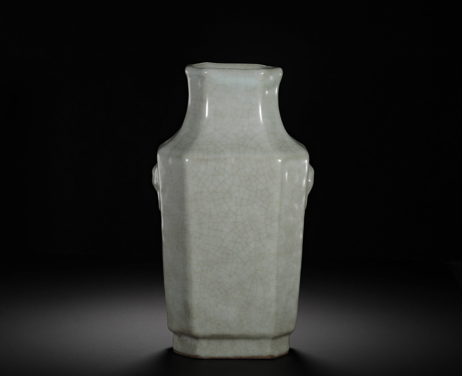 SOUTHERN SONG DYNASTY OFFICIAL KILN BLUISH-GRAY GLAZED BEAST-EAR OCTAGONAL VASE (1 of 7)